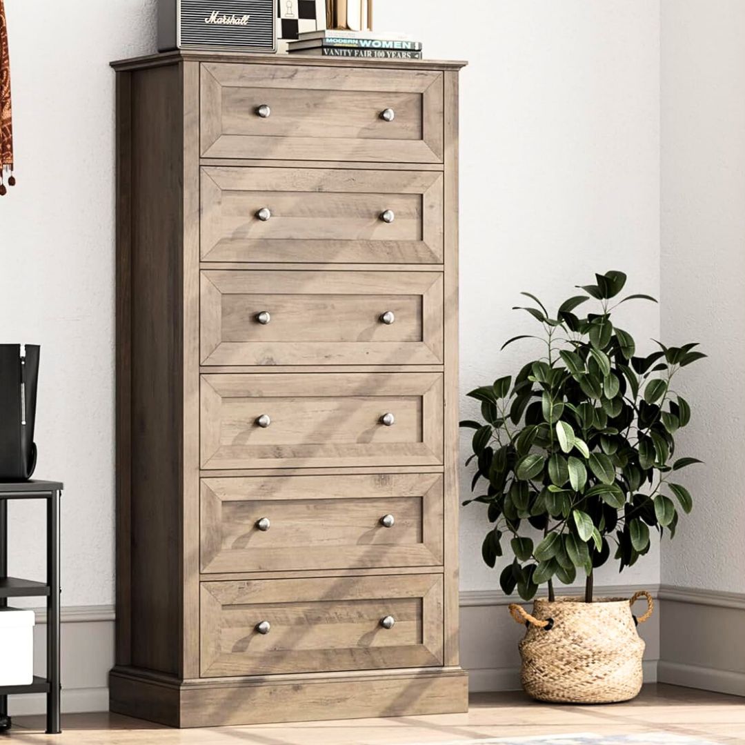 6-Drawer Dresser with Double Metal Handles